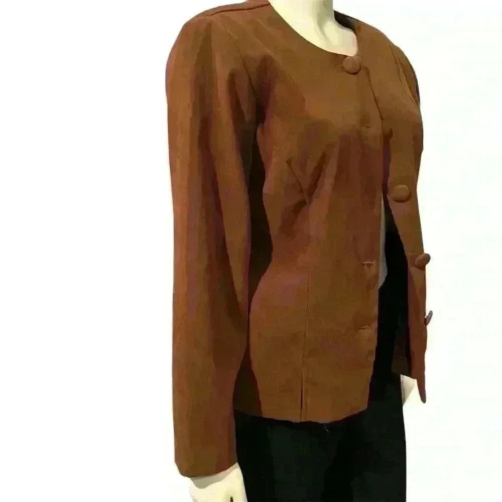 Beautiful and soft fawn colored faux suede cropped jacket size 12 petite - Picture 7 of 10